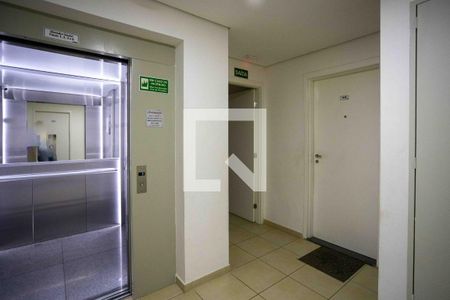 Apartamento para alugar com 45m², 2 quartos e 1 vagaHall de entrada