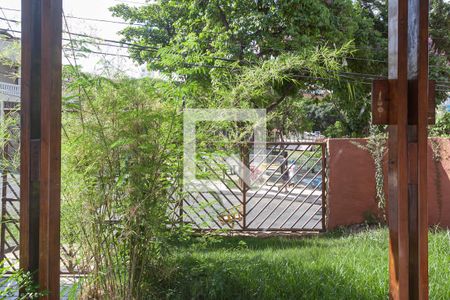 Vista da sala 1 de casa à venda com 5 quartos, 371m² em Planalto, Belo Horizonte