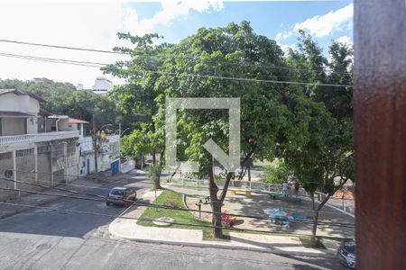 Casa à venda com 371m², 5 quartos e 8 vagasVista do quarto 3