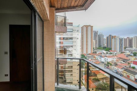 Apartamento para alugar com 150m², 3 quartos e 2 vagasVaranda