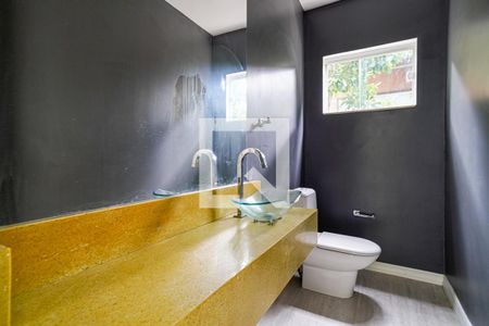 Lavabo de casa de condomínio à venda com 3 quartos, 436m² em Vila Progresso, Niterói