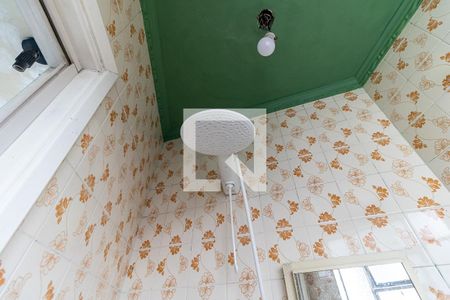 Casa à venda com 150m², 4 quartos e 2 vagasBanheiro 1