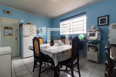 Casa à venda com 150m², 4 quartos e 2 vagasCozinha