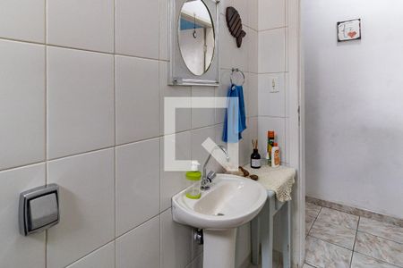 Casa à venda com 150m², 4 quartos e 2 vagasLavabo