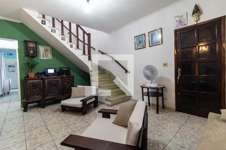 Sala de casa à venda com 4 quartos, 150m² em Vila Santo Estefano, São Paulo