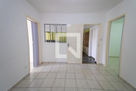 Sala de casa para alugar com 2 quartos, 90m² em Jardim Santa Adelia, São Paulo