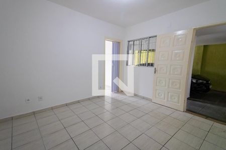 Sala de casa para alugar com 2 quartos, 90m² em Jardim Santa Adelia, São Paulo