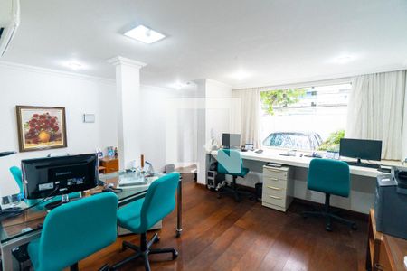 Sala de casa para alugar com 3 quartos, 140m² em Indianópolis, São Paulo