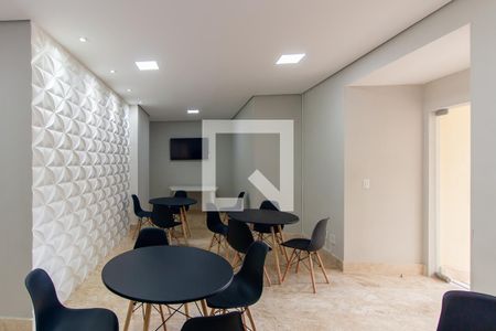 Apartamento à venda com 68m², 3 quartos e 1 vaga Apartamento à venda com 68m², 3 quartos e 1 vagaÁrea comum - Salão de festas