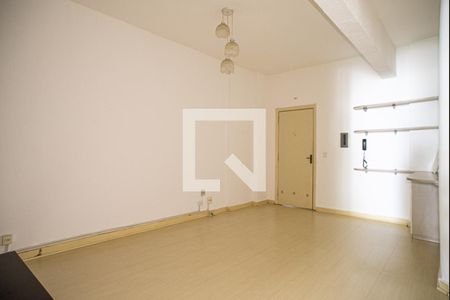 Sala de kitnet/studio para alugar com 1 quarto, 50m² em Centro, São Paulo