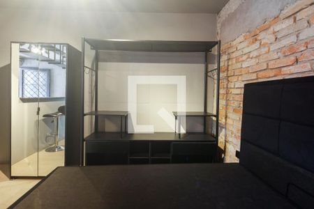 Sala/Quarto de casa de condomínio para alugar com 1 quarto, 32m² em Guaiaúna, São Paulo