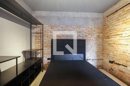 Sala/Quarto de casa de condomínio para alugar com 1 quarto, 32m² em Guaiaúna, São Paulo