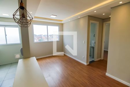 Sala de apartamento para alugar com 2 quartos, 43m² em Vila Suzana, São Paulo