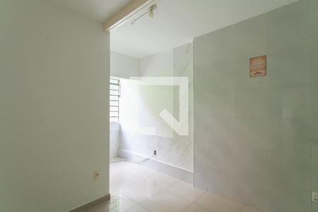 Suíte de casa para alugar com 1 quarto, 46m² em Tupi B, Belo Horizonte