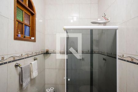 Casa à venda com 179m², 2 quartos e 2 vagasBanheiro 