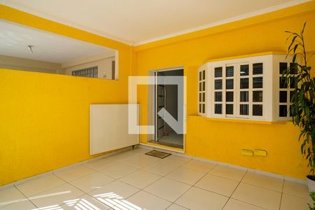 Casa à venda com 179m², 2 quartos e 2 vagasGaragem