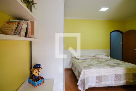 Casa à venda com 179m², 2 quartos e 2 vagasSuíte