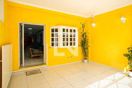 Casa à venda com 179m², 2 quartos e 2 vagasGaragem