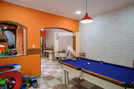 Casa à venda com 179m², 2 quartos e 2 vagasQuintal