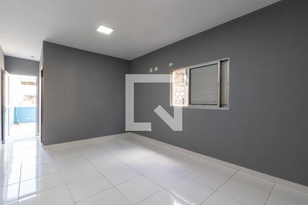 Suíte de casa para alugar com 4 quartos, 230m² em Parque Peruche, São Paulo
