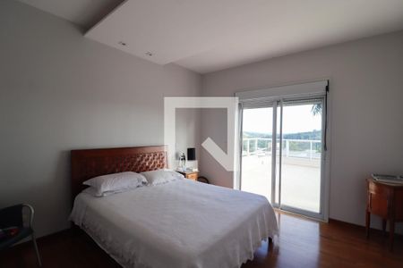 Casa de condomínio à venda com 991m², 5 quartos e 3 vagas Casa de condomínio à venda com 991m², 5 quartos e 3 vagasSuíte