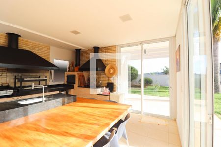 Casa de condomínio à venda com 991m², 5 quartos e 3 vagas Casa de condomínio à venda com 991m², 5 quartos e 3 vagasÁrea gourmet