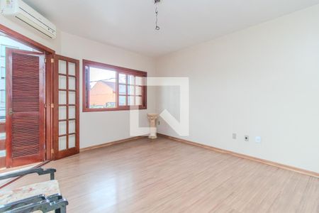 Sala 2 de casa à venda com 4 quartos, 220m² em Partenon, Porto Alegre