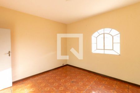 Quarto 3 de casa à venda com 2 quartos, 365m² em Carlos Prates, Belo Horizonte