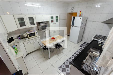 Casa para alugar com 167m², 3 quartos e 2 vagasCozinha