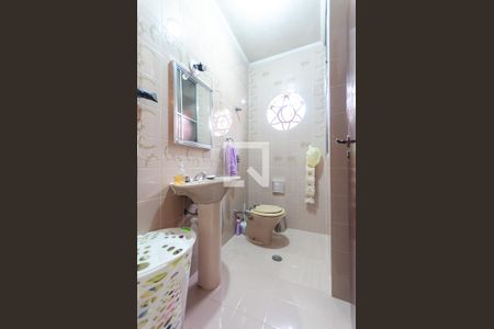 Casa para alugar com 167m², 3 quartos e 2 vagasBanheiro