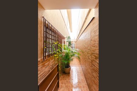 Casa para alugar com 167m², 3 quartos e 2 vagasCorredor