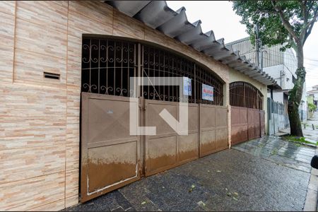 Casa para alugar com 167m², 3 quartos e 2 vagasFachada