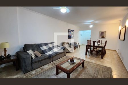 Sala de apartamento para alugar com 3 quartos, 180m² em Gonzaga, Santos