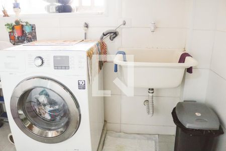 Apartamento à venda com 98m², 3 quartos e 1 vagaÁrea de Serviço