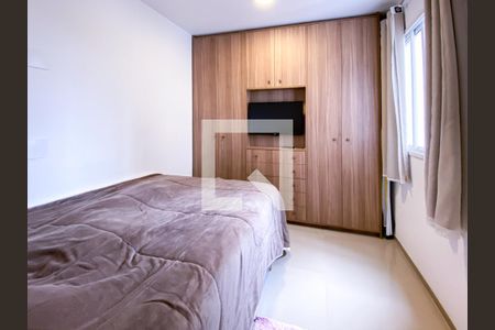 Quarto 1 de apartamento para alugar com 1 quarto, 45m² em Parque Pinheiros, São Paulo