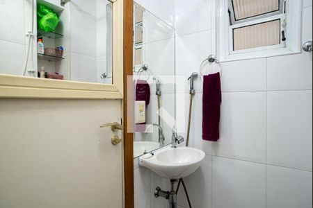 Apartamento à venda com 105m², 3 quartos e 1 vaga Apartamento à venda com 105m², 3 quartos e 1 vagaBanheiro de serviço