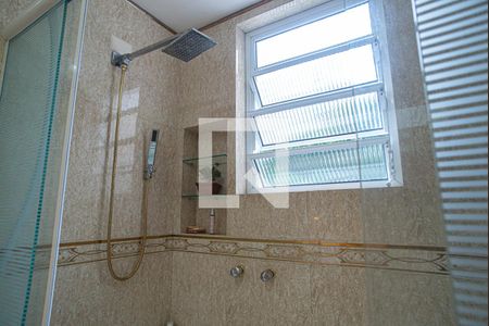 Apartamento à venda com 105m², 3 quartos e 1 vaga Apartamento à venda com 105m², 3 quartos e 1 vagaBanheiro 2