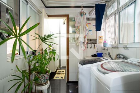 Apartamento à venda com 105m², 3 quartos e 1 vaga Apartamento à venda com 105m², 3 quartos e 1 vagaÁrea de Serviço