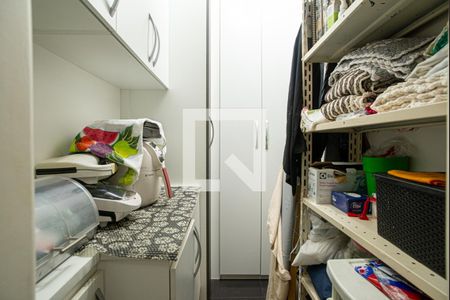 Apartamento à venda com 105m², 3 quartos e 1 vaga Apartamento à venda com 105m², 3 quartos e 1 vagaQuarto de Serviço