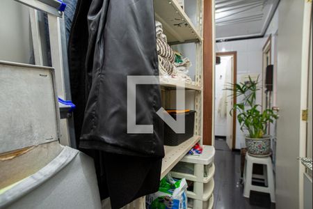 Apartamento à venda com 105m², 3 quartos e 1 vaga Apartamento à venda com 105m², 3 quartos e 1 vagaQuarto de Serviço