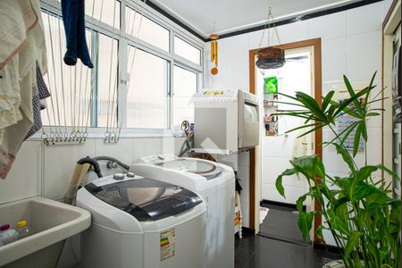 Apartamento à venda com 105m², 3 quartos e 1 vaga Apartamento à venda com 105m², 3 quartos e 1 vagaÁrea de Serviço