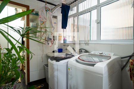 Apartamento à venda com 105m², 3 quartos e 1 vaga Apartamento à venda com 105m², 3 quartos e 1 vagaÁrea de Serviço