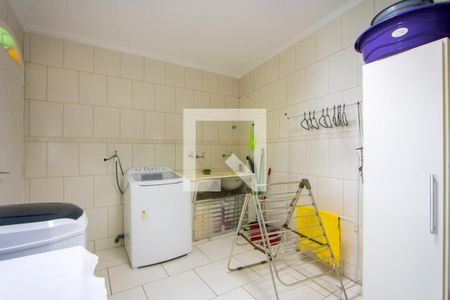 Casa à venda com 225m², 2 quartos e 2 vagasCozinha