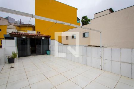 Casa à venda com 225m², 2 quartos e 2 vagasCobertura