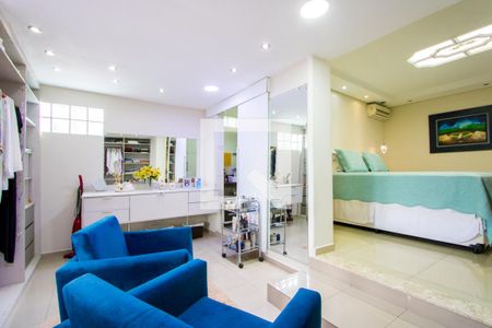 Casa à venda com 225m², 2 quartos e 2 vagasCloset do quarto 1