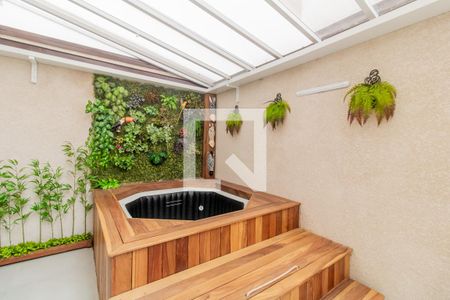 Apartamento à venda com 80m², 2 quartos e 1 vaga Apartamento à venda com 80m², 2 quartos e 1 vagaÁrea externa