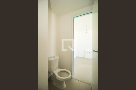 Banheiro de apartamento para alugar com 1 quarto, 27m² em Farroupilha, Porto Alegre