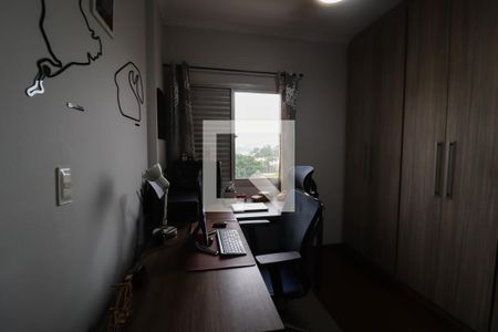 Apartamento à venda com 84m², 3 quartos e 1 vagaEscritório