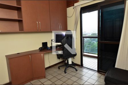 Apartamento à venda com 86m², 2 quartos e 1 vagaEscritório