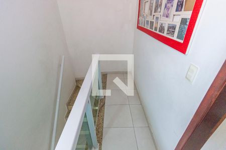 Apartamento à venda com 83m², 2 quartos e 1 vaga Apartamento à venda com 83m², 2 quartos e 1 vagaHall